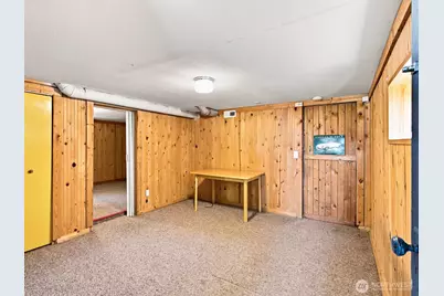 803 S 10th Street, Mount Vernon, WA 98274 - Photo 21