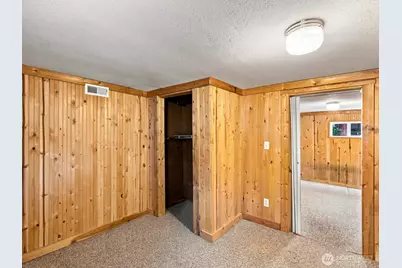 803 S 10th Street, Mount Vernon, WA 98274 - Photo 23