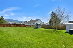 403 Westview Pl, Nooksack, WA 98276 - Photo 3
