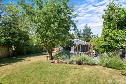 12032 38th Avenue NE, Seattle, WA 98125 - Photo 31