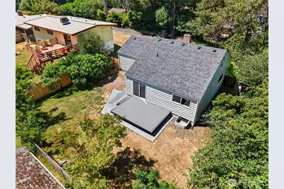 12302 7th Place SW, Seattle, WA 98146 - Photo 35