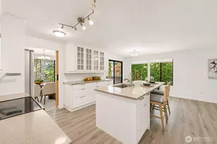 14910 SE 49th St, Bellevue, WA 98006 - Photo 7