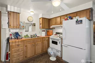 9810 Chandler St S, Tacoma, WA 98444 - Photo 5