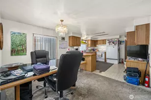 9810 Chandler St S, Tacoma, WA 98444 - Photo 15
