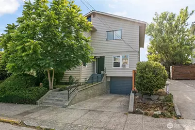 4707 Phinney Avenue N, Seattle, WA 98103 - Photo 1
