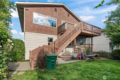 4707 Phinney Avenue N, Seattle, WA 98103 - Photo 5