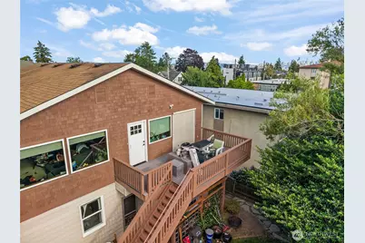 4707 Phinney Avenue N, Seattle, WA 98103 - Photo 7