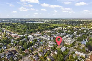 4707 Phinney Ave N, Seattle, WA 98103 - Photo 21
