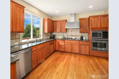 12921 195th Avenue Ct E, Bonney Lake, WA 98391 - Photo 11