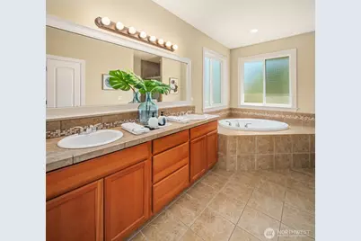 12921 195th Avenue Ct E, Bonney Lake, WA 98391 - Photo 19
