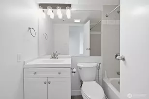 121 Vine St, Seattle, WA 98121 - Photo 5