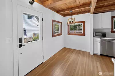 6538 11th Avenue NW #2, Seattle, WA 98117 - Photo 3