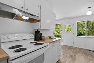 817 Olympic Blvd, Everett, WA 98203 - Photo 7