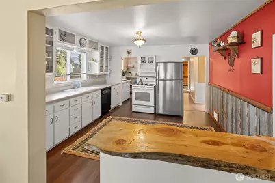 301 W 4th Street, Cle Elum, WA 98922 - Photo 7
