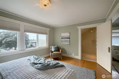 2448 1st Avenue W, Seattle, WA 98119 - Photo 19