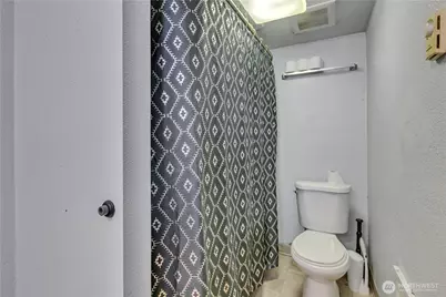 5015 S Thompson Avenue, Tacoma, WA 98408 - Photo 9