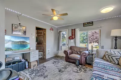 5015 S Thompson Avenue, Tacoma, WA 98408 - Photo 3