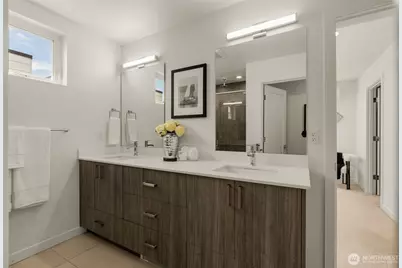 2368 Franklin Avenue E #B, Seattle, WA 98102 - Photo 15