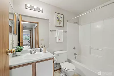 28610 16th Avenue S #202, Federal Way, WA 98003 - Photo 15