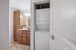 300 N 130th St, Seattle, WA 98133 - Photo 3