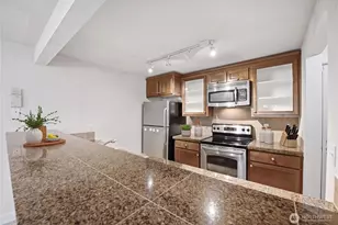 300 N 130th St, Seattle, WA 98133 - Photo 7