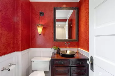 1218 3rd Avenue W, Seattle, WA 98119 - Photo 13