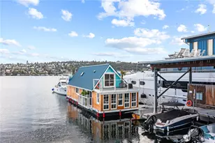 2144 N Westlake Ave N, Seattle, WA 98109 - Photo 3