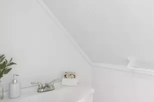 2144 N Westlake Ave N, Seattle, WA 98109 - Photo 29