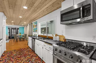 2144 N Westlake Ave N, Seattle, WA 98109 - Photo 11