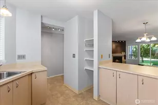 5300 Harbour Pointe Blvd, Mukilteo, WA 98275 - Photo 9