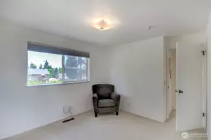 5512 NE 204th St, Lake Forest Park, WA 98155 - Photo 27