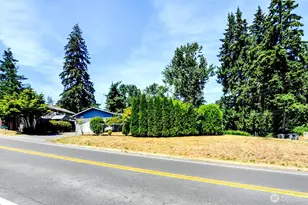 5512 NE 204th St, Lake Forest Park, WA 98155 - Photo 9
