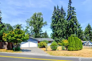 5512 NE 204th St, Lake Forest Park, WA 98155 - Photo 7