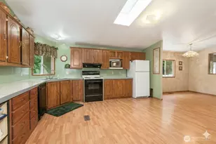 13522 198th Ave NE, Woodinville, WA 98077 - Photo 7