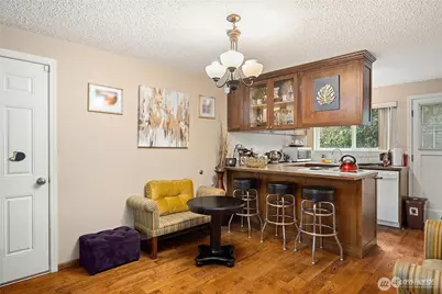 947 N 163rd Street, Shoreline, WA 98133 - Photo 5