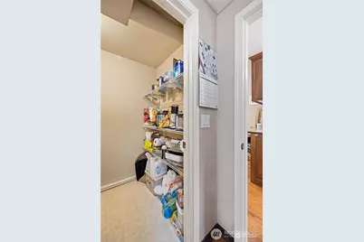 947 N 163rd Street, Shoreline, WA 98133 - Photo 9