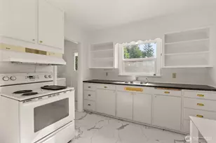 728 Hamilton Ave, Centralia, WA 98531 - Photo 9