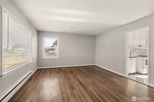 728 Hamilton Ave, Centralia, WA 98531 - Photo 5