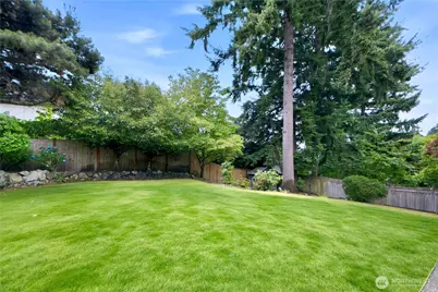 11607 SE 77th Place, Newcastle, WA 98056 - Photo 33