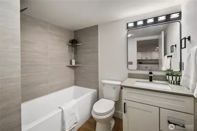 5520 Brooklyn Avenue NE, Seattle, WA 98105 - Photo 23