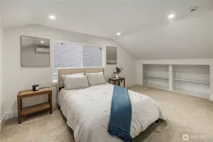 5520 Brooklyn Ave NE, Seattle, WA 98105 - Photo 15