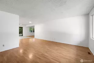 1112 Ridgeway Dr, Oak Harbor, WA 98277 - Photo 5