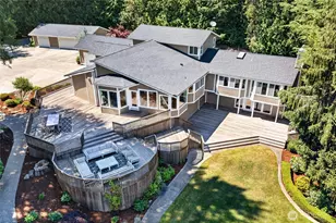 21017 Snag Island Dr E, Lake Tapps, WA 98391 - Photo 5