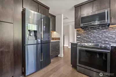 8414 NE 144th Place, Kirkland, WA 98034 - Photo 11