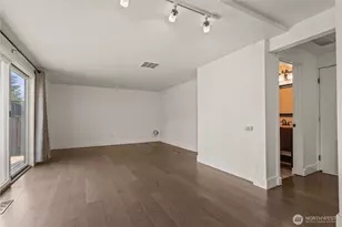 8414 NE 144th Pl, Kirkland, WA 98034 - Photo 15