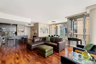 910 Lenora St, Seattle, WA 98121 - Photo 7