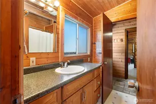 90 Margaret St, Port Ludlow, WA 98365 - Photo 15