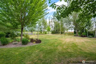 21895 Cedardale Rd, Mount Vernon, WA 98274 - Photo 37