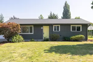 303 Garfield St, Sumas, WA 98295 - Photo 1
