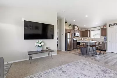 915 E Mt. Adams Street, Othello, WA 99344 - Photo 11